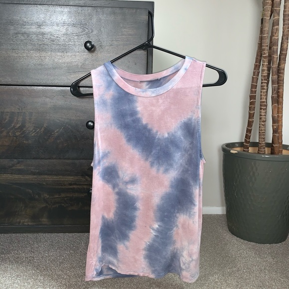 Blue Blush Tie Dye Sleeveless Tee Size Small - Picture 3 of 4
